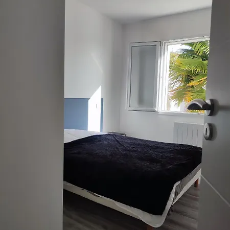 Maison Moderne Avec Piscine Chaufee Dom wakacyjny *